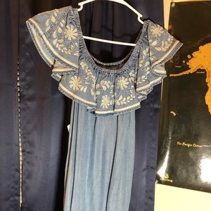 Off the shoulder jean dress w/pockets